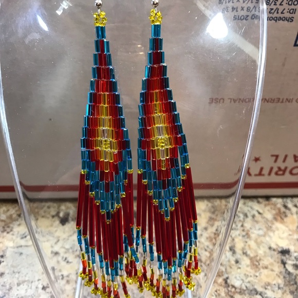 Jewelry - NWOT Native American Beaded Earrings